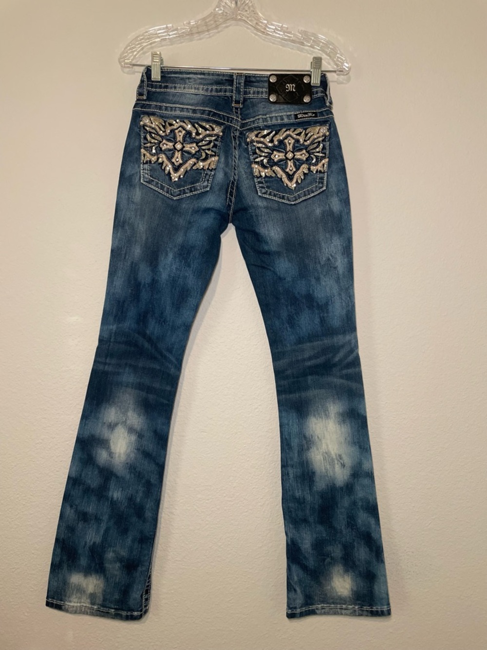 Miss Me Women's Signature Boot Jeans Embellished Rhinestone Low Rise Sz 27 - Picture 2 of 8